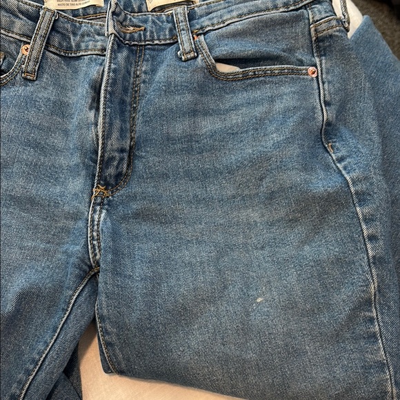 Universal Thread Light Blue High Rise Jeans - Picture 3 of 3